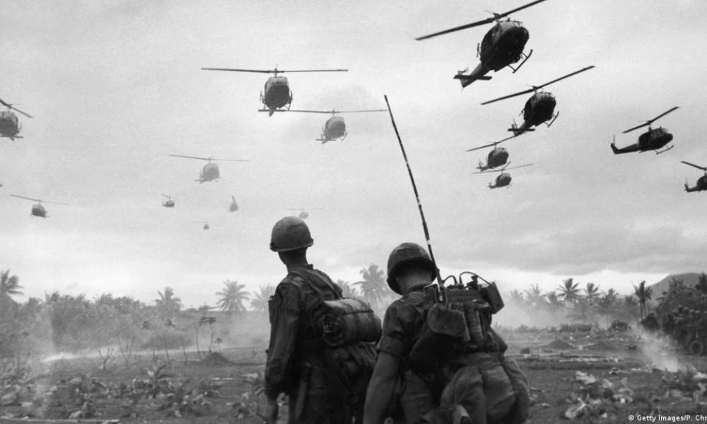 Άδειασμα εκ των έσω! Πρώην αξιωματικός της CIA: Τι συμβαίνει όταν οι ΗΠΑ βιώνουν πραγματικό πόλεμο με μια υπερδύναμη;